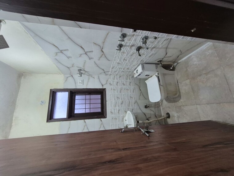  Parking, mayur vihar 1.5 Bedroom 650 Sq.Ft. Apartment In Mayur Vihar Delhi 10121677