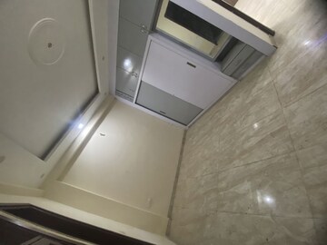 Furnished Amenities in 3 BHK Builder Floor at Sector 10 – for Rent