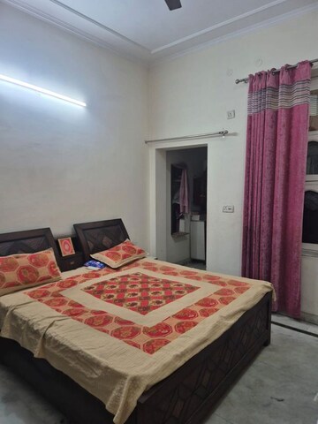 Bedroom in 3 BHK Builder Floor at Sector 10 – for Rent