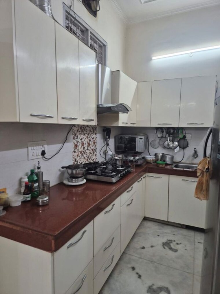 Kitchen, sector 10 3 Bedroom 530 Sq.Ft. Builder Floor In Sector 10 Gurgaon 10121686