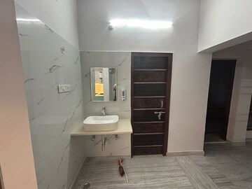 Bathroom in 3 BHK Builder Floor at Gomti Nagar – for Rent