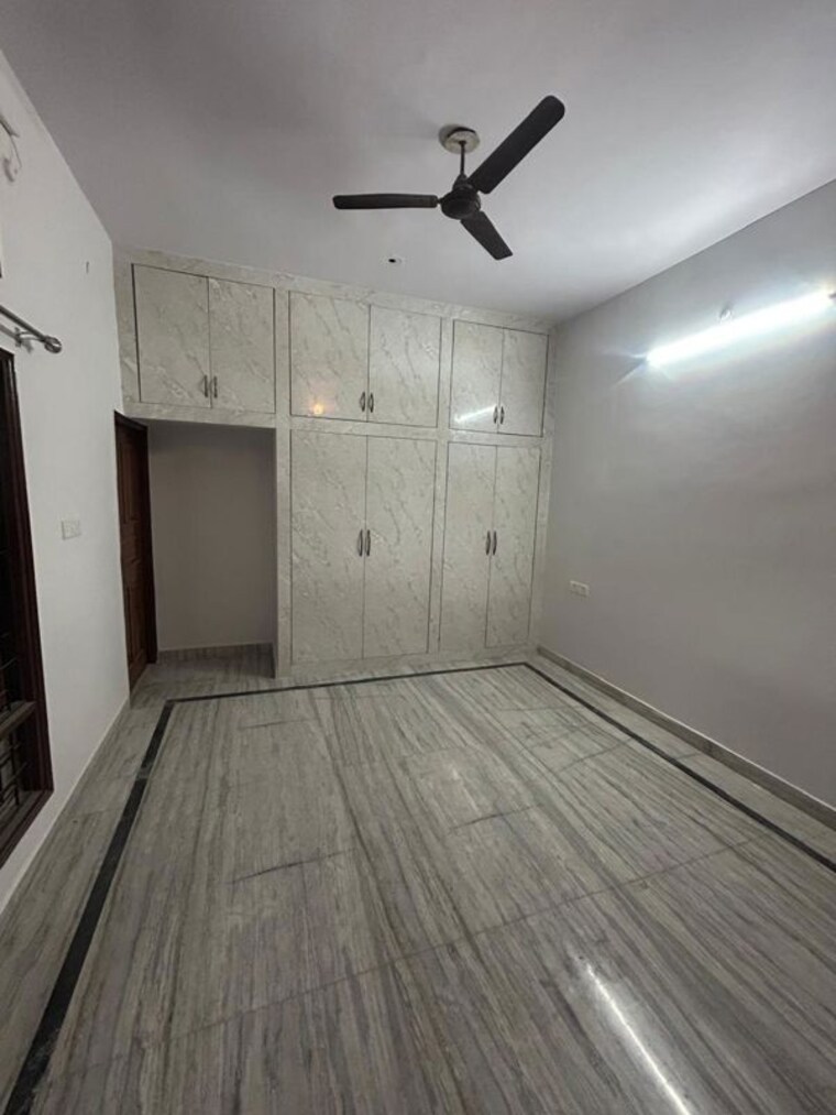 Room, gomti nagar 3 Bedroom 2152 Sq.Ft. Builder Floor In Gomti Nagar Lucknow 10121689