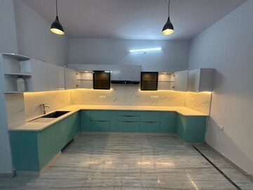 Kitchen in 3 BHK Builder Floor at Gomti Nagar – for Rent