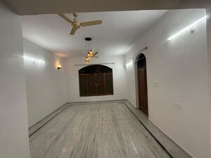 3 BHK Builder Floor For Rent in Gomti Nagar