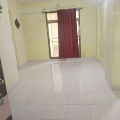 2 BHK + Servant Room Apartment For Rent in Dadar East