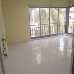Room in 2 BHK Apartment at Dadar East – for Rent