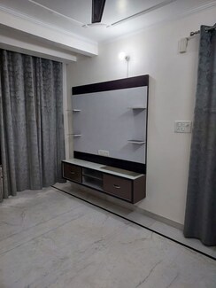1 BHK + Extra Room Builder Floor For Rent in Gomti Nagar