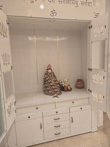 Bathroom in 3 BHK Builder Floor at Sector 4 – for Rent