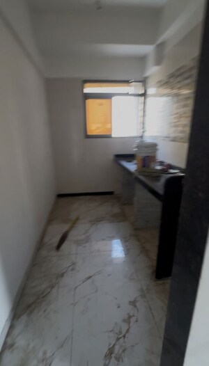 Room in 2 BHK Apartment at Wadala – for Rent