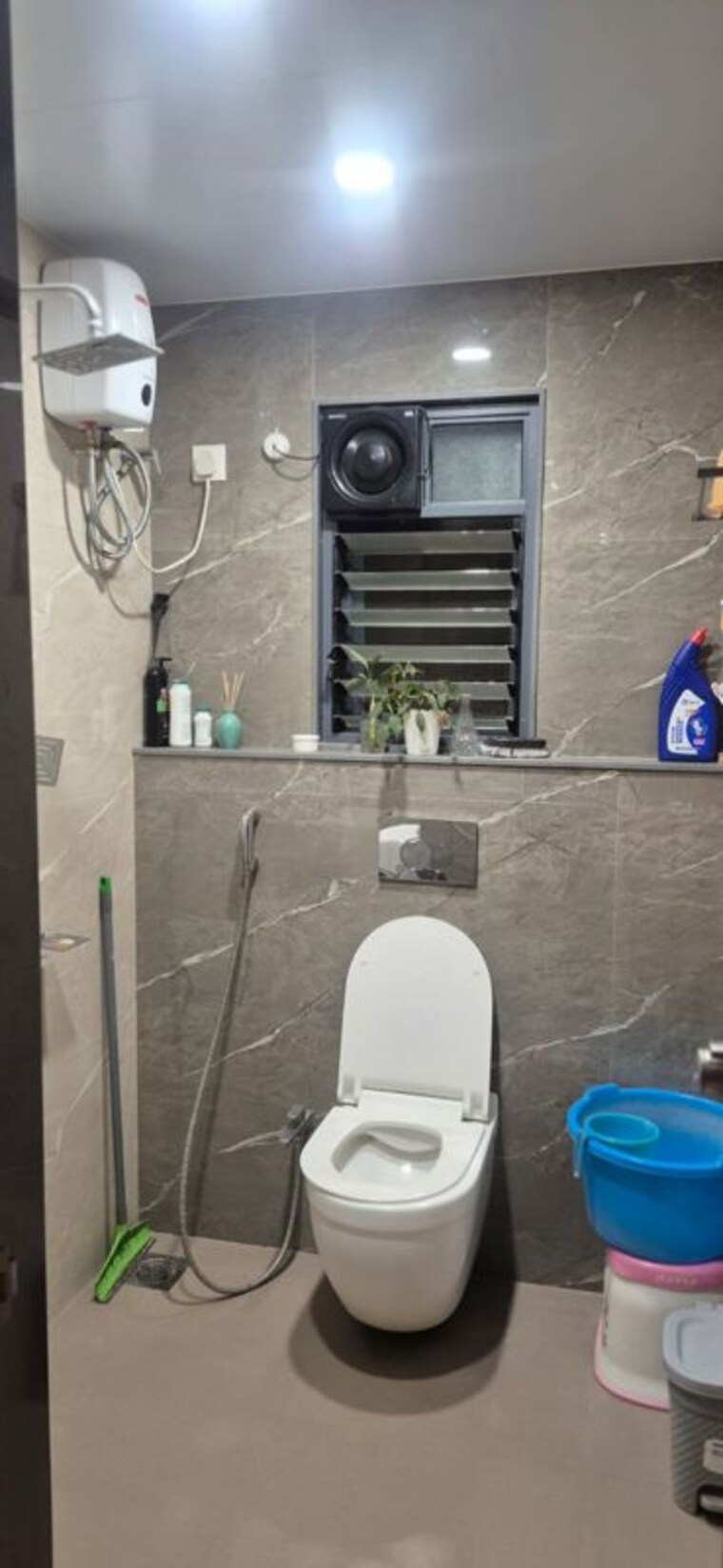 Bathroom, kalyani nagar 3.5 Bedroom 1675 Sq.Ft. Apartment In Kalyani Nagar Pune 10121735