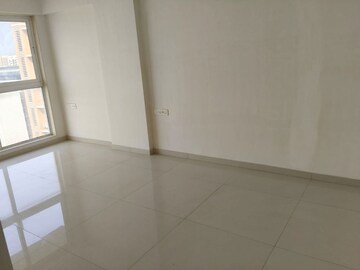 Room in 2 BHK Apartment at Krishna Residency Andheri, Andheri East – for Rent