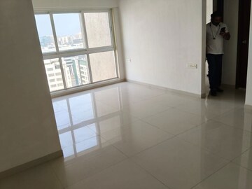 Room in 2 BHK Apartment at Krishna Residency Andheri, Andheri East – for Rent