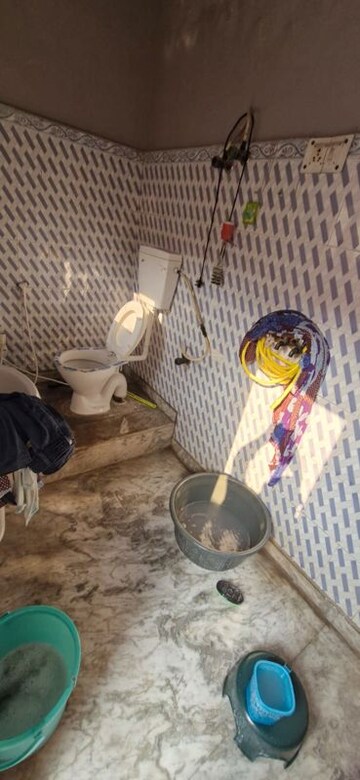 Team Area in 1 BHK Independent House at Sector 3 – for Rent