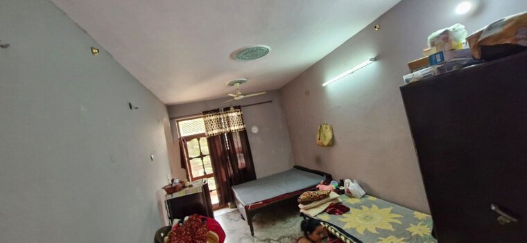 Living Room, sector 3 1 Bedroom 100 Sq.Ft. Independent House In Sector 3 Faridabad 10121752