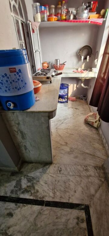 1 BHK Independent House For Rent in Sector 3