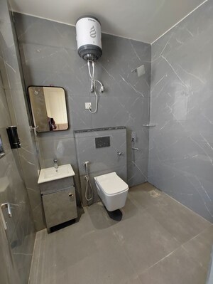 Studio Builder Floor For Rent in Sector 52