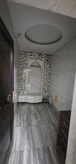 Bathroom in 3.5 BHK Independent House at Sector 7 – for Rent