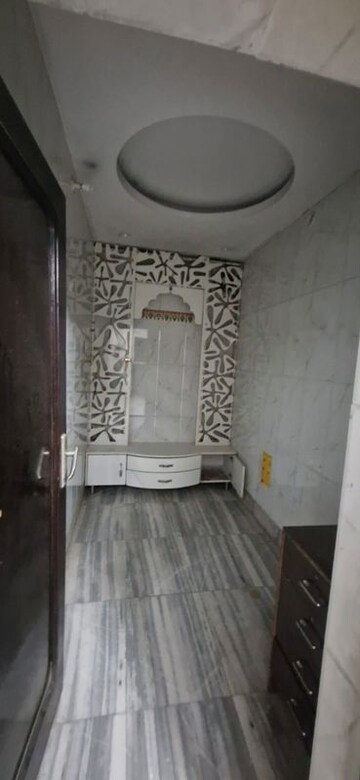 Bathroom in 3.5 BHK Independent House at Sector 7 – for Rent