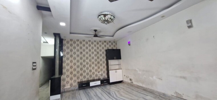 undefined, sector 7 3.5 Bedroom 250 Sq.Ft. Independent House In Sector 7 Faridabad 10121757