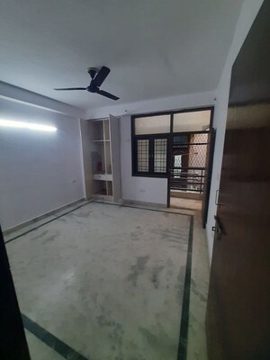2 BHK Builder Floor For Rent in Chattarpur