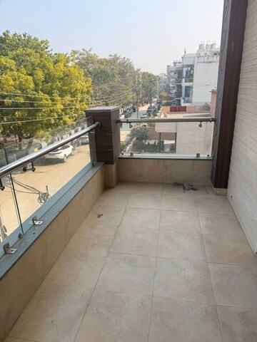 Balcony in 3 BHK Builder Floor at Sector 9 – for Rent