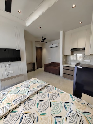 Bedroom in Studio Builder Floor at Sector 52 – for Rent