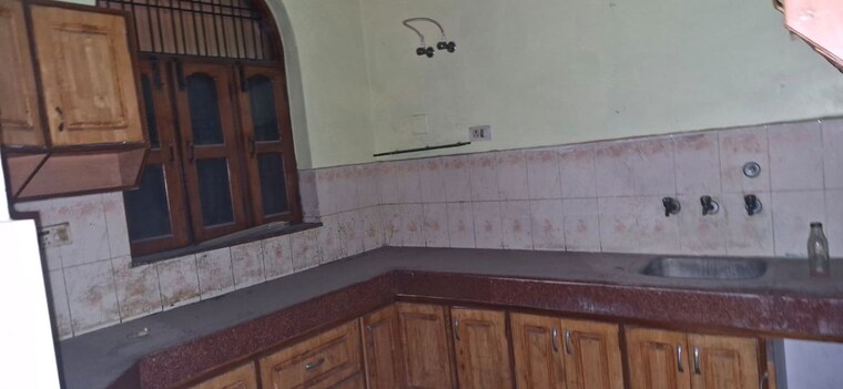 Kitchen, chawla colony ballabgarh Commercial Office Space in IT/SEZ 250 Sq.Ft. In Chawla Colony Ballabgarh Faridabad 10121776