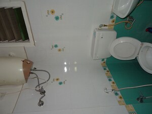 Bathroom in 1 BHK Independent House at Rt Nagar – for Rent