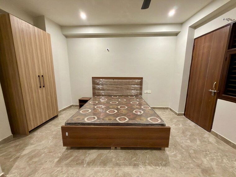 Bedroom, sector 52 1 Bedroom 610 Sq.Ft. Builder Floor In Sector 52 Gurgaon 10121796