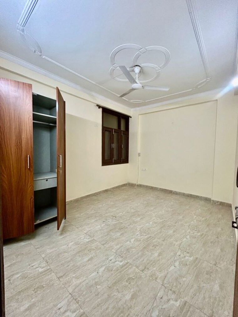 Room, chattarpur 2 Bedroom 85 Sq.Yd. Builder Floor In Chattarpur Delhi 10121804