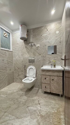 Bathroom in 2 BHK Apartment at Palm Residency Chhatarpur, Chattarpur – for Rent