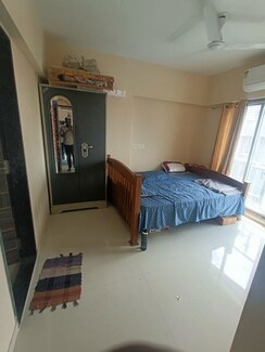 1 BHK Apartment For Rent in Sahajanand Athena