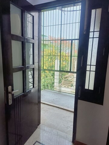 Building Lobby in 3 BHK Builder Floor at Chittaranjan Park – for Sale