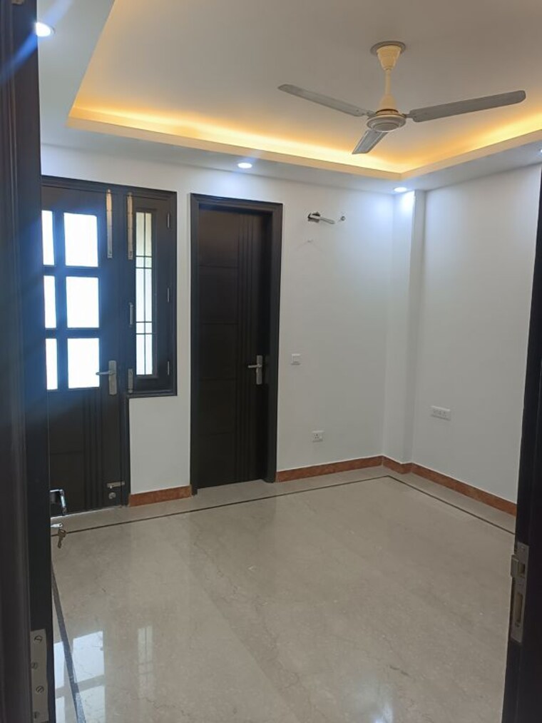 Room, chittaranjan park 3 Bedroom 1400 Sq.Ft. Builder Floor In Chittaranjan Park Delhi 10121819