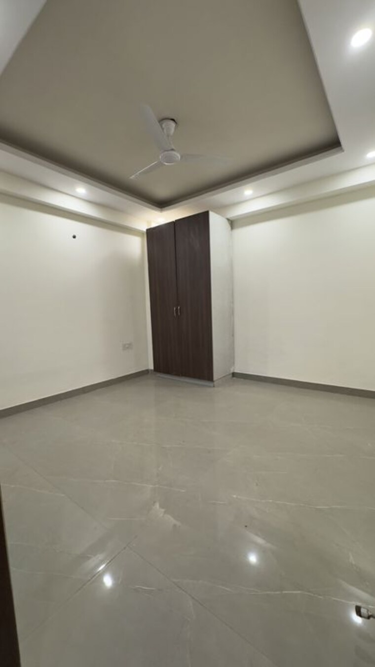 Room, palm-residency-chhatarpur 3 Bedroom 850 Sq.Ft. Apartment In Chattarpur Delhi 10121816