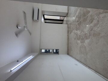 2 BHK Apartment For Rent in L&T Emerald Isle, Powai