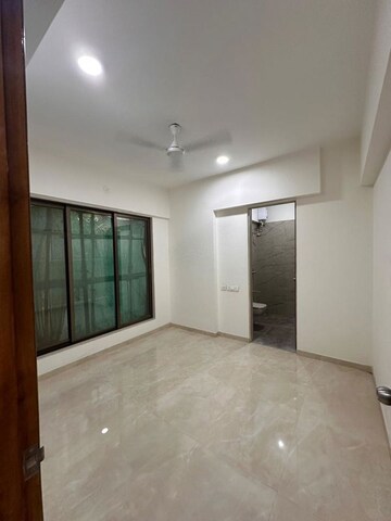 Room in 1 BHK Apartment at Prabhadevi – for Sale