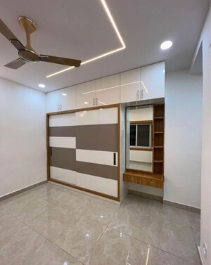 Room in 3 BHK Apartment at Prestige Beverly Hills, Kokapet – for Sale