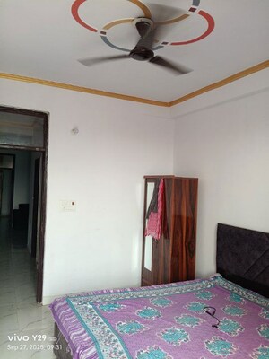 Bedroom in 2 BHK Builder Floor at Sector 62 – for Rent