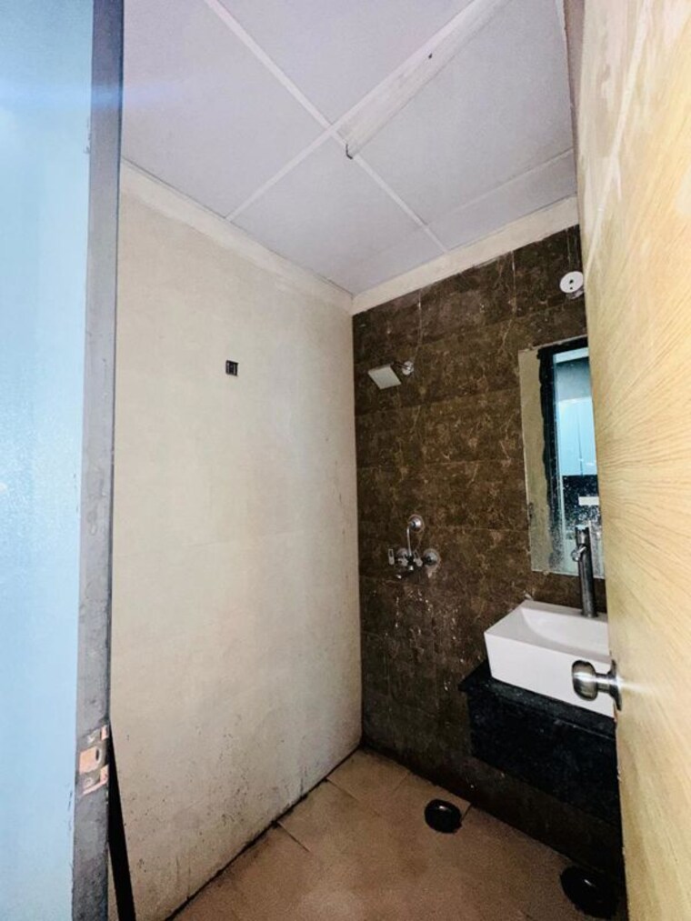 undefined, gaur city 2 3 Bedroom 1300 Sq.Ft. Apartment In Gaur City 2 Greater Noida 10121843