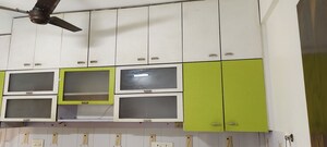 Furnished Amenities in 2 BHK Apartment at Hiranandani Gardens, Powai – for Rent