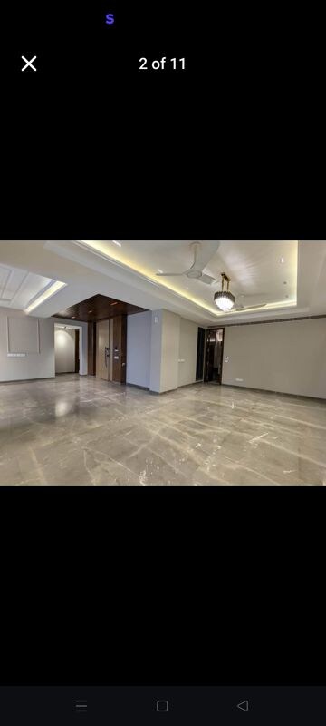 Bedroom in 4 BHK Builder Floor at South City 1 – for Sale