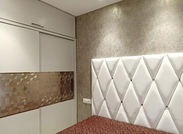 Furnished Amenities in 2 BHK Apartment at Hiranandani Gardens, Powai – for Rent