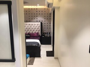 Team Area in 3 BHK Apartment at Hiranandani Gardens, Powai – for Rent