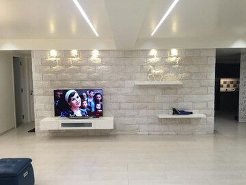 Parking in 3 BHK Apartment at Hiranandani Gardens, Powai – for Rent