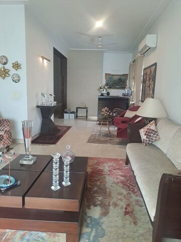 Living Room in 3 BHK Builder Floor at Panchsheel Enclave – for Rent