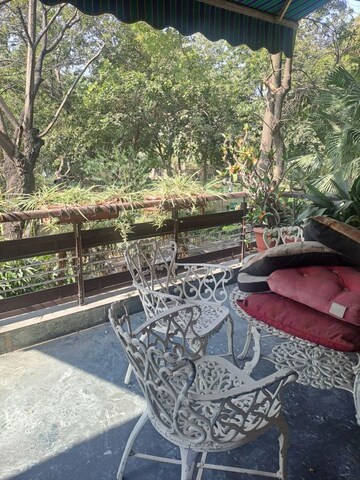 Balcony in 3 BHK Builder Floor at Panchsheel Enclave – for Rent