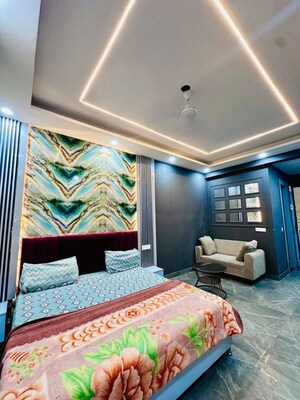 Studio Apartment For Rent in Gaur City 1