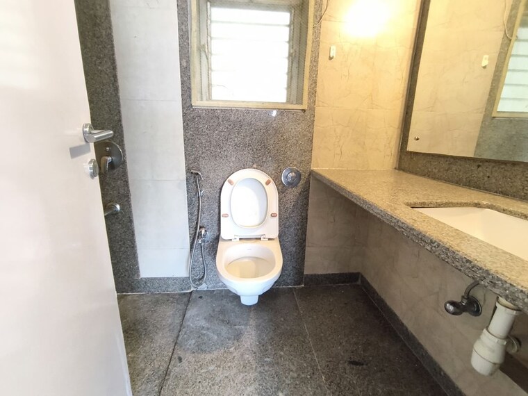 Bathroom, manpada 1 Bedroom 447 Sq.Ft. Apartment In Manpada Thane 10121867