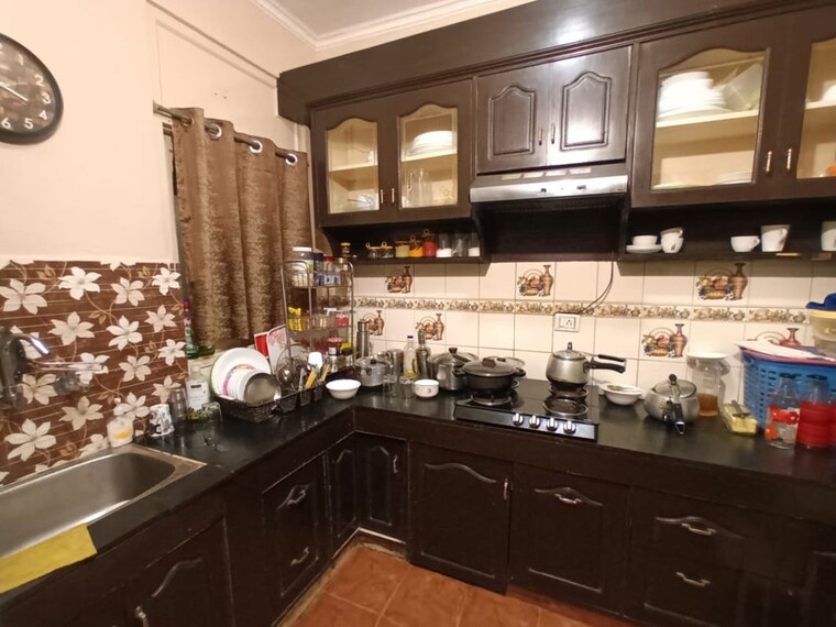Kitchen, chittaranjan park 3 Bedroom 1600 Sq.Ft. Builder Floor In Chittaranjan Park Delhi 10121869